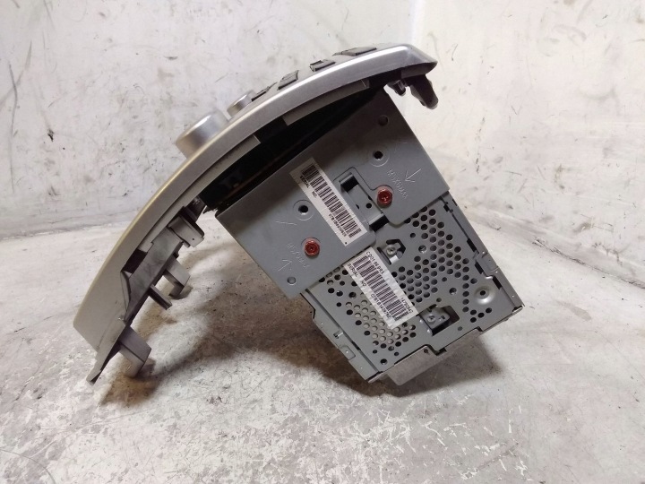 RADIO SANS NAVIGATION MAZDA 5 (CR19) CC4566ARX 2.3L GASOLINE 115KW 2008