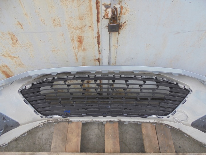PARE-CHOCS AVANT AVANT GRILLE FORD PUMA 2 II 19- L1TB-17757-A EN BON ÉTAT GLIWICE
