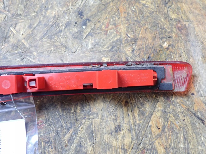 TROISIÈME LANTERNE STOP FORD MONDEO MK5 2015 UNIVERSEL EUROPE DS73-13A601-CF 6935
