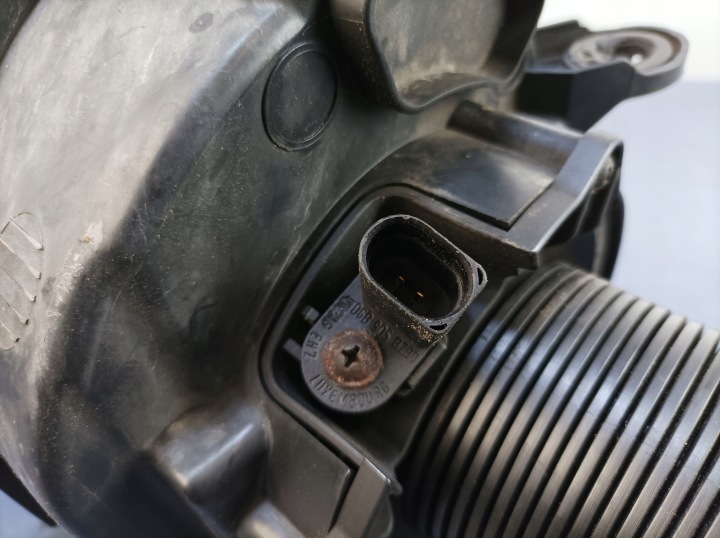 VW TOURAN I CHÂSSIS FILTRE AIR 3C0129607S