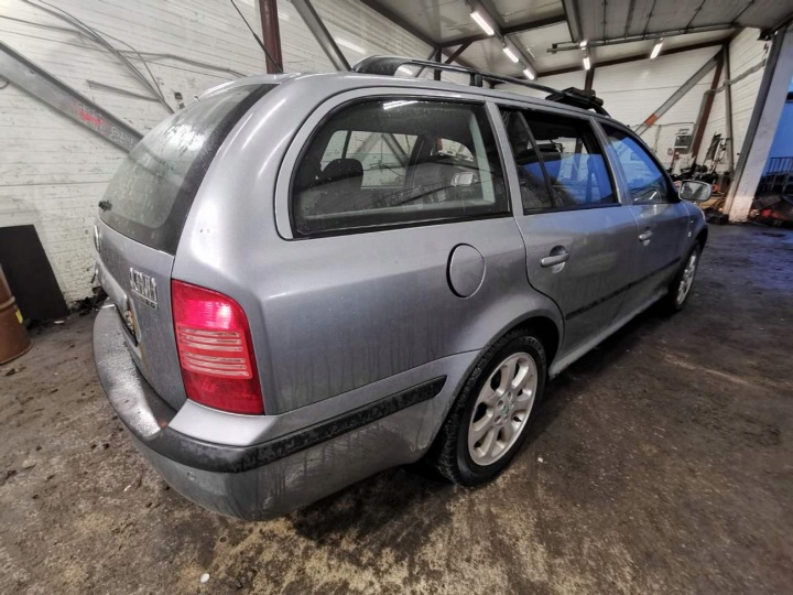 SKODA OCTAVIA RELAIS 2004 2.0L 1J0906383C 898050000