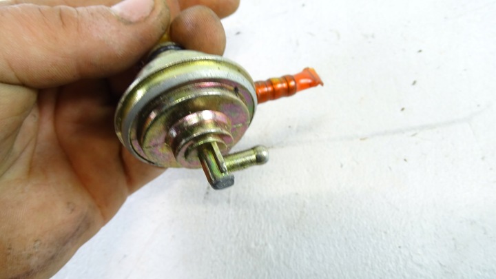 DERBI GPR 50 RACING ROBINET CARBURANTS