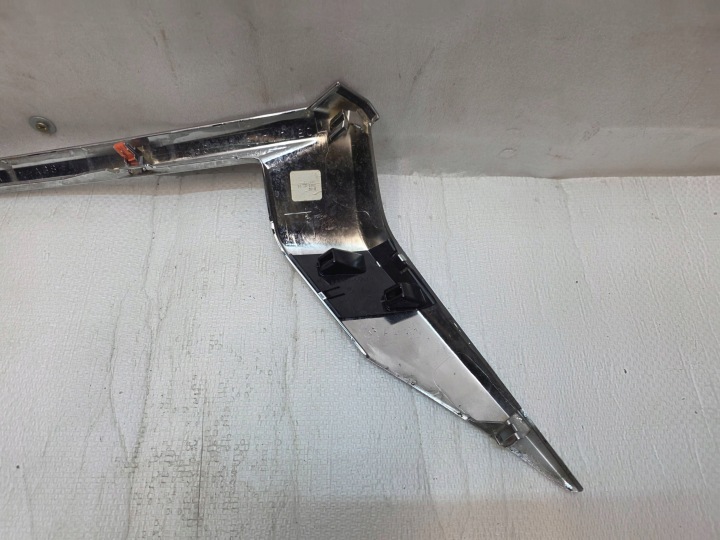CHROME MOULURE PHARES GAUCHE AVANT TOYOTA PRADO GENUINE