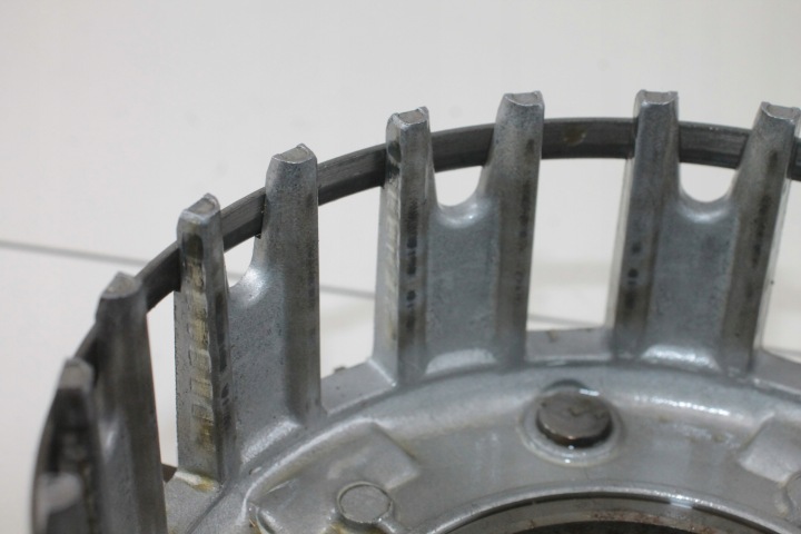 YAMAHA FZ6 04-09 CORBEILLE EMBRAYAGE EMBRAYAGE