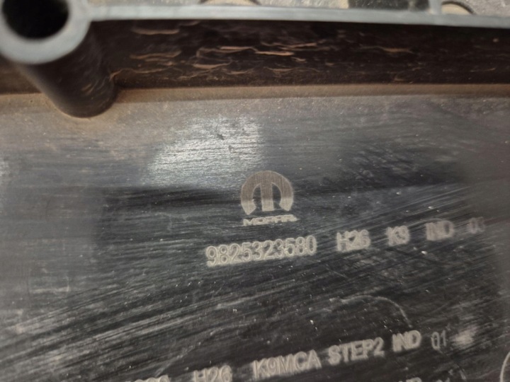 OPEL COMBO E 18- PLAQUE PROTECTION SOUS PARE-CHOCS AVANT 9825323580