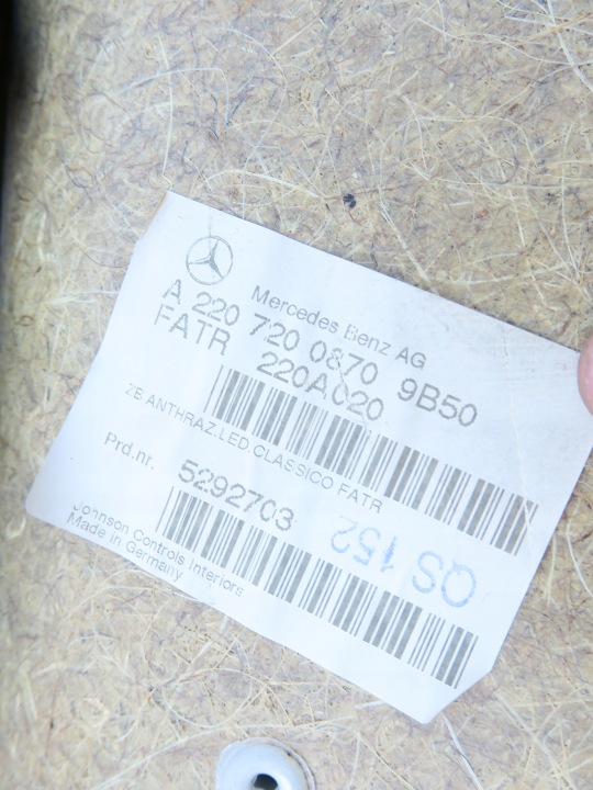 COLLECTEUR PP NOIRE CUIR EUROPE MERCEDES AVEC W220