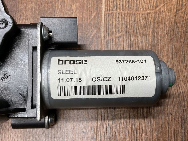 PETIT MOTEUR SIÈGES AVANT MERCEDES-BENZ E W213 937268