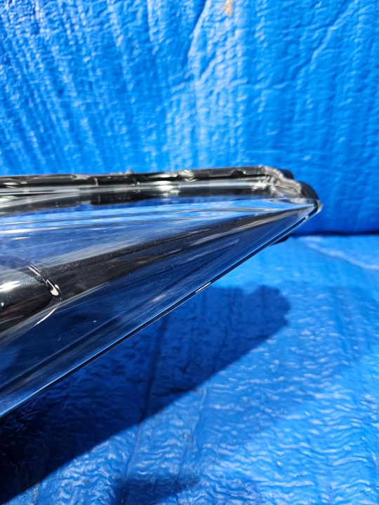 RENAULT ZOE LIFT PHARE GAUCHE AVANT AVANT COMPLET 260609388R