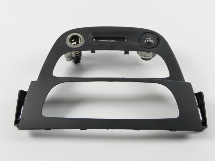PANNEAU CENTRAL CONSOLE RADIO NOIRE RENAULT MEGANE III 3 09-15R.