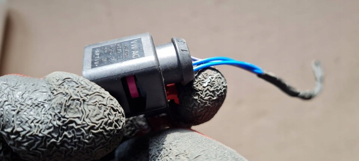 SQ8 4M RSQ8 Q8 PUCE PUCE RACCORD 4H0973713G SQ7 4M Q7 A4 B9 8W A5
