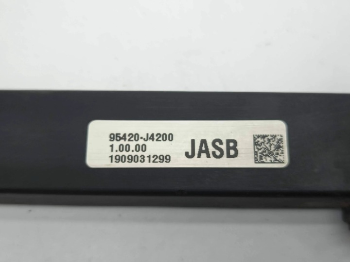 HYUNDAI KONA I ANTENNE KEYLESS 2019 95420J4200