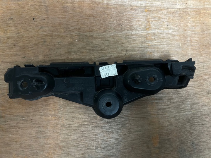 DACIA SANDERO 2 II 2012 2020 GLISSIÈRE ARRIÈRE DROIT FIXATION PARE-CHOCS ARRIÈRE