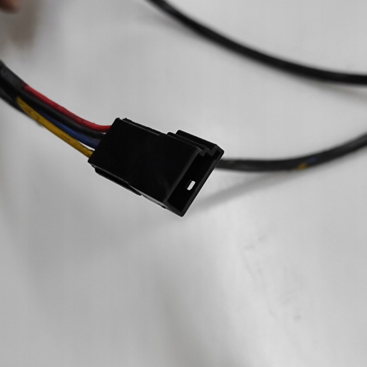 BMW 7 E38 1996 ANTENNE GPS