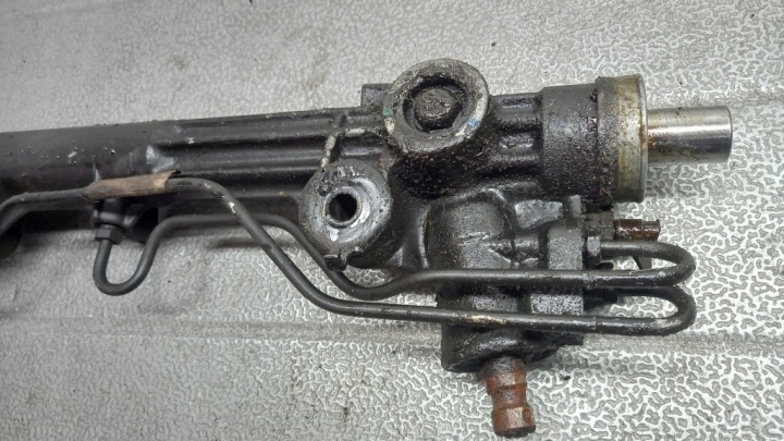 CRÉMAILLÈRE DE DIRECTION FORD KA MK1 01R 1.3B 94FB-3550-AA