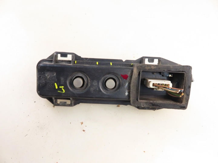 DOUILLE D'AMPOULE GAUCHE ARRIÈRE PEUGEOT 307 SW (3H) 89026938 89026198