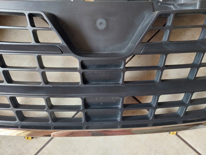 GRILLE CALANDRE RENAULT TRAFIC III LIFT 2019