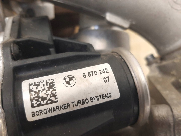 BMW 7 G11 G12 TURBOCOMPRESSEUR 8570240 B57D30T