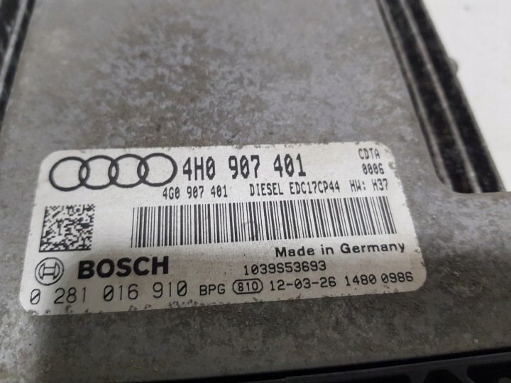 CONTRÔLEUR ORDINATEUR MOTEUR AUDI A8 D4 3.0 TDI 4H0907401 0281016910