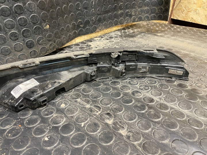 AUDI E-TRON 4KE 18-22 MOULURE DOUBLURE PARE-CHOCS ARRIÈRE ARRIÈRE