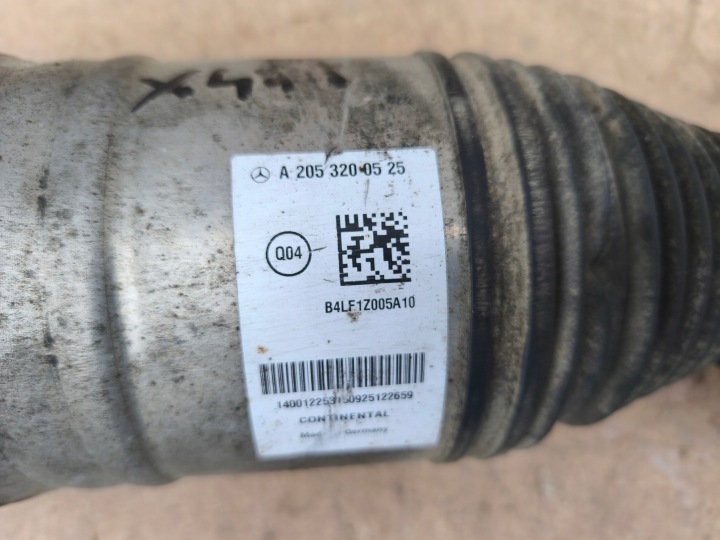 AMORTISSEUR AIRMATIC SOUFFLET GAUCHE AVANT MERCEDES C-KLASA W205 ORIGINAL
