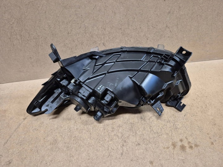 PROJECTEUR AVANT CÔTÉ DROITE RENAULT CAPTUR 1 DROIT EUROPE CZARNY260100855R