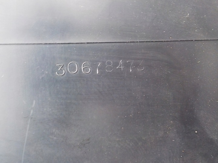 VOLVO S40 II V50 GUIDE D'AIR ADMISSION 30678473