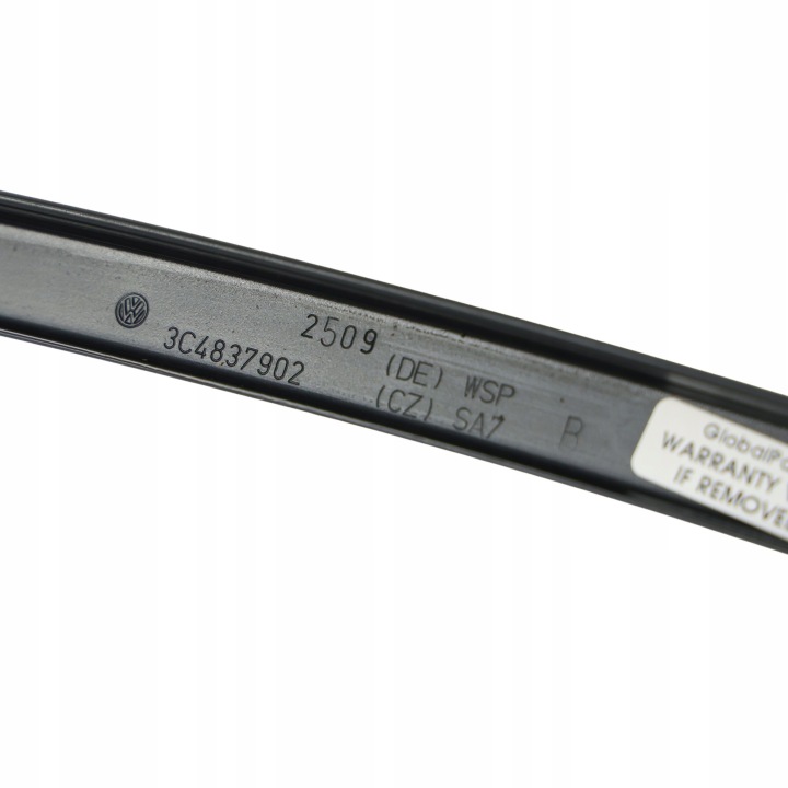 VOLKSWAGEN PASSAT B6 MOULURE CHÂSSIS PANNEAUX VITRES AVANT DROITE 3C4837902B