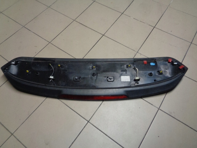 SPOILER SPOILER COUVERCLES DE COFFRE ARRIÈRE LANTERNE STOP AUDI Q3 8U 11-18 8U0827933F