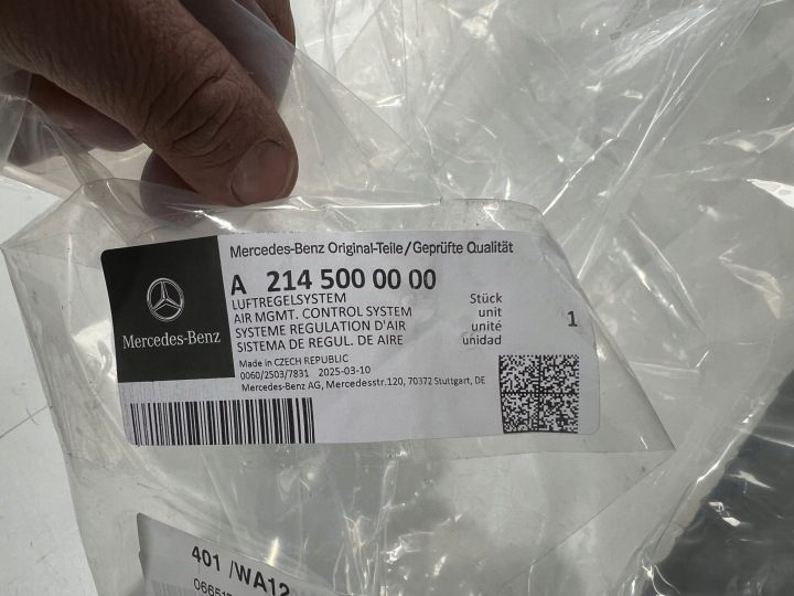 GUIDE D'AIR STORE JALOUSIE MERCEDES E CLASSE A2145000000