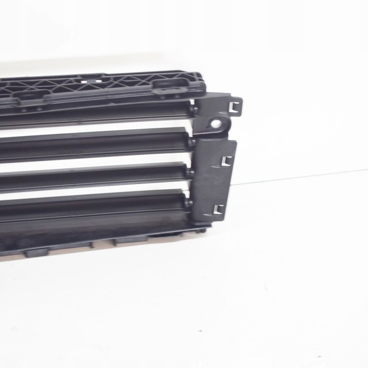 VW JETTA A6 AVANT RADIATOR SHUTTER ASSEMBLY 5Q0122323A