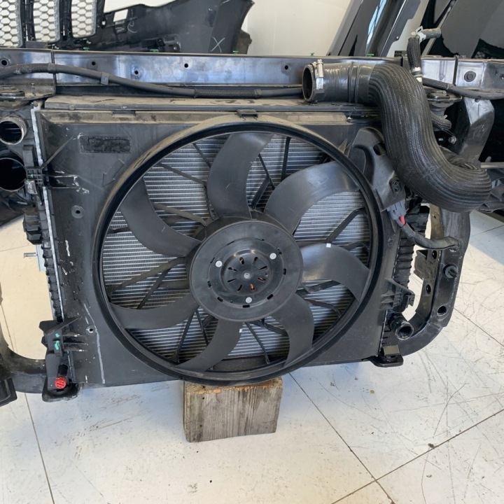 PARE-CHOCS AILE PHARES COURROIE CAPOT JEEP JEU GRAND CHEROKEE WK2 LIFT SUMMIT 17R