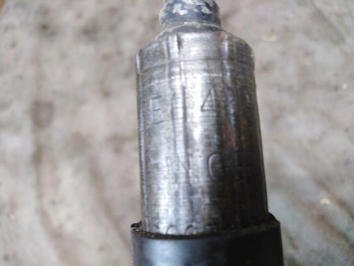 AUDI A4 B7 B6 FIL AMPLIFICATEUR 2,5 TDI 8E1422893M