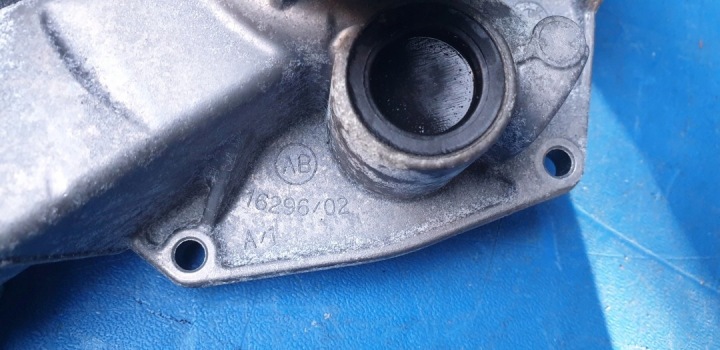 POMPE À EAU LIQUIDE CHLODNICZEGO THERMOSTAT BMW M3 F80 M4 F82 S55B30 7846361