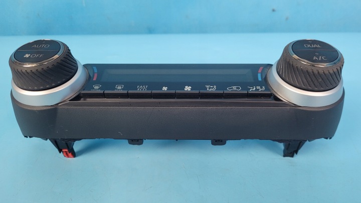 TOYOTA RAV4 V 19R 2.0 VVTI PANNEAU CLIMATISATION 55900-42580
