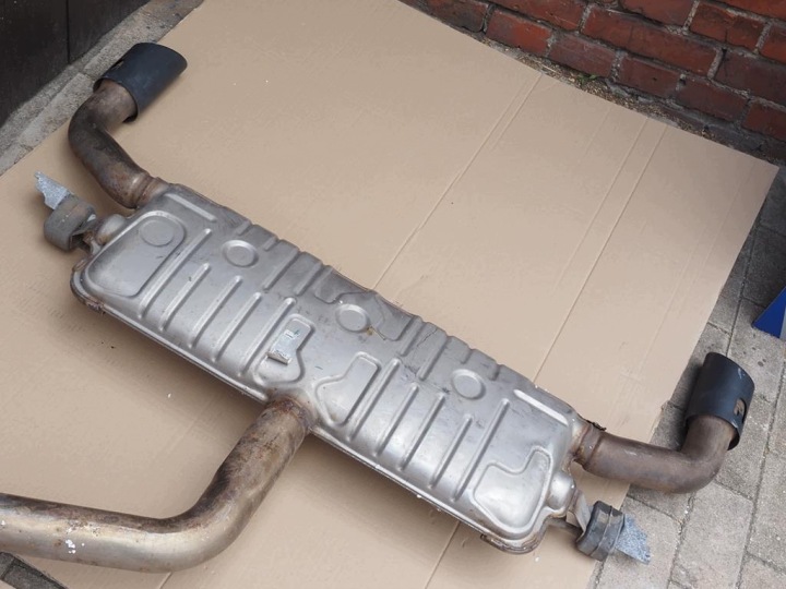 SEAT LEON 5F CUPRA ÉCHAPPEMENT SILENCIEUX 5FA253611A 5WA253211D