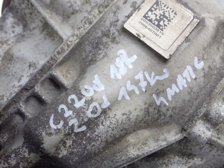 PONT DIFFÉRENTIEL ARRIÈRE ARRIÈRE MERCEDES A213 C-KLASA W213 A2053510005 A2053510008