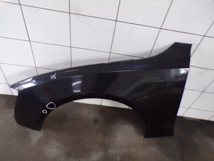 AILE GAUCHE AVANT AVANT AUDI A5 8T LZ9Y photo 1 - milautoparts-fr.ukrlive.com