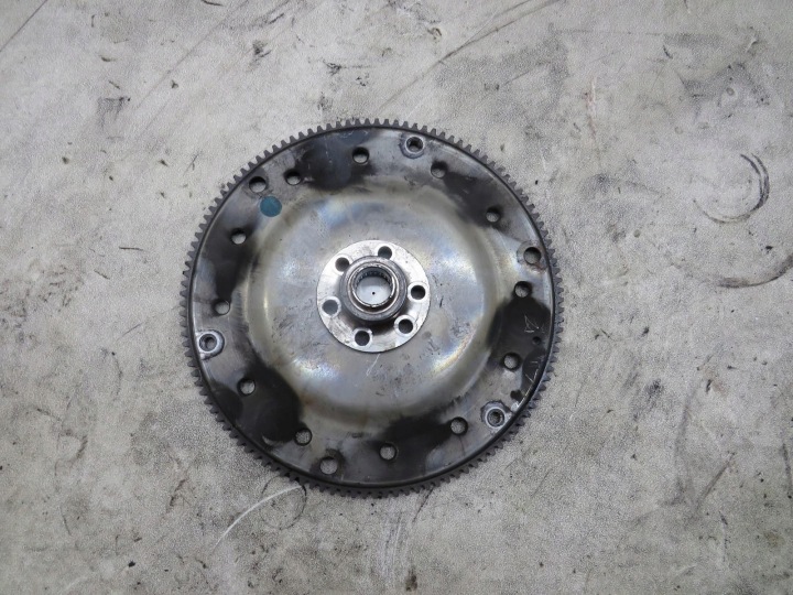 EMBRAYAGE DISQUE COLLIER AUDI Q5 2.0 TDI 324045010