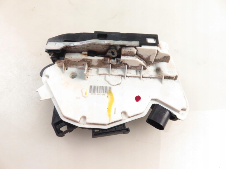 SERRURE DROIT ARRIÈRE SKODA SUPERB II 5N0839016D