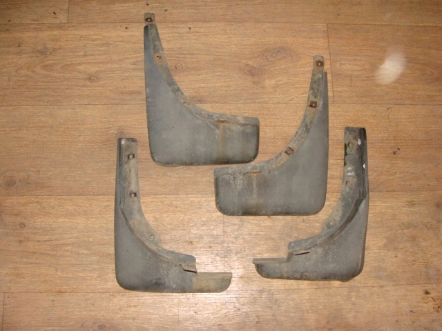 MUDGUARD FRONT REAR SET NISSAN X-TRAIL T30 photo 1 - milautoparts-fr.ukrlive.com