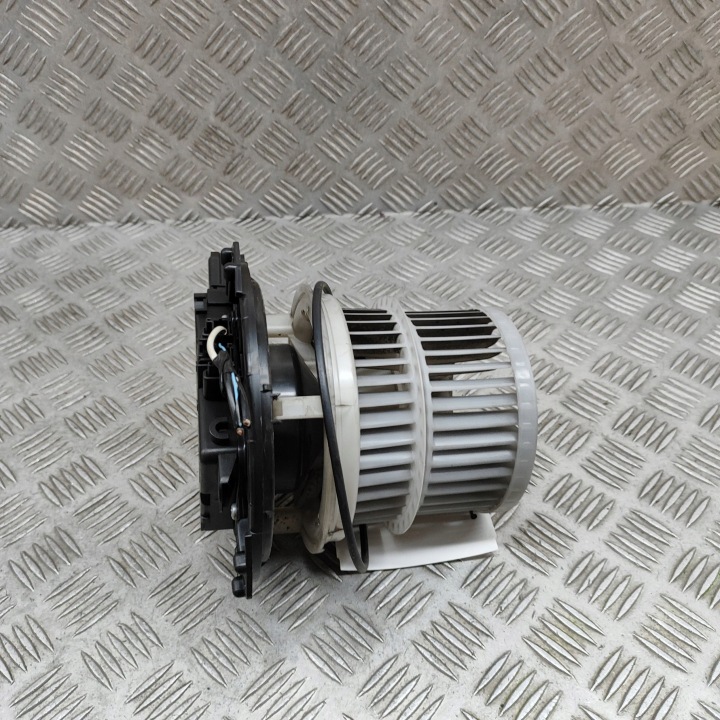 TOYOTA PRIUS (XW50) 2016 VENTILATEUR CONDUIT D'AIR VENTILATEUR