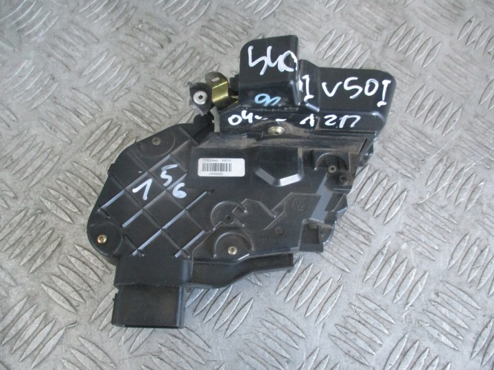 SERRURE DROIT AVANT 30699447 VOLVO V50 I 04-12R. 2.0 D