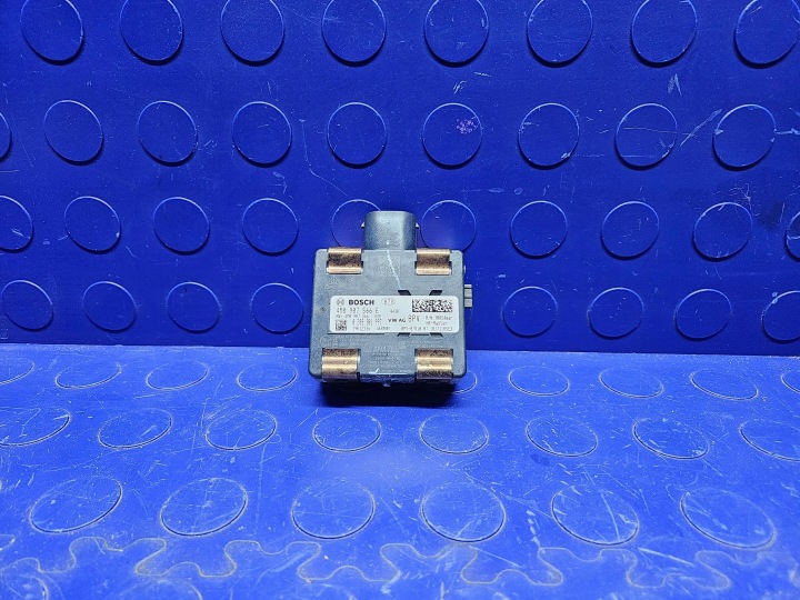 RADAR CAPTEUR DISTRONIC DROIT ARRIÈRE AUDI A5 F5 A4 B9 OEM 4M0907566E