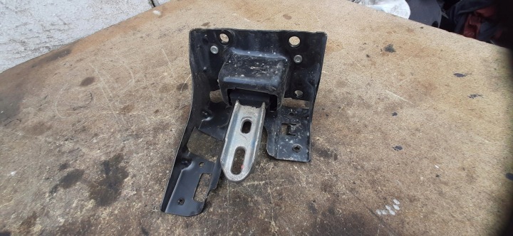 POIGNÉE COUSSIN FIXATION MOTEUR SUPPORT 1.5EHDI PEUGEOT 208 I 9801521580
