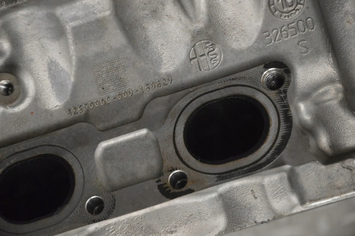 CULASSE GAUCHE CÔTÉS ALFA ROMEO GIULIA (952_) 326500S 20944878 2.9L 375KW