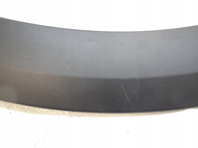 CITROEN C4 III E-C4 GAUCHE ARRIÈRE MOULURES GARDE-BOUE 9831344880