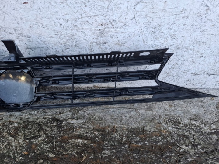 VW TOURAN 2016-25 ANNÉE 5TA853651B GRILLE CALANDRE
