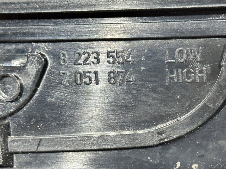 MOULURE REVÊTEMENT SEUIL ARRIÈRE DROITE BMW 7 E65 8223554