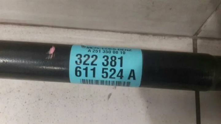 MERCEDES R63 AMG W251 DRIVE SHAFT REAR RE A2513500810 REAR RIGHT DRIVE SHA…
