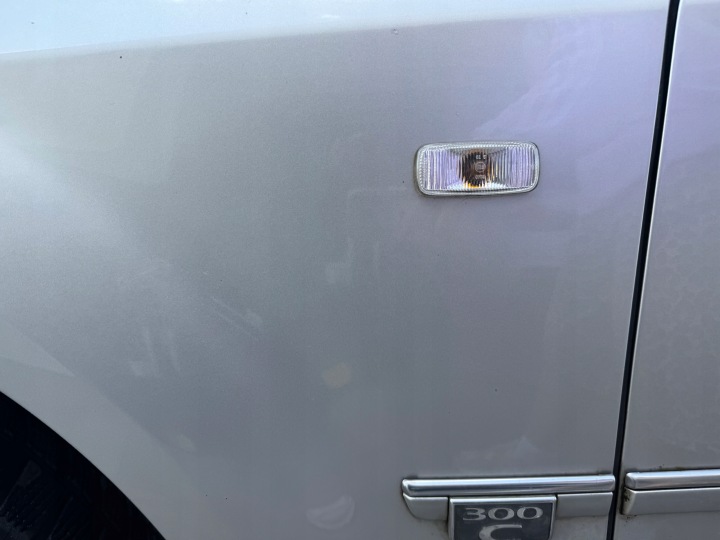 CHRYSLER 300C I AILE GAUCHE AVANT AVANT PS2 QS2